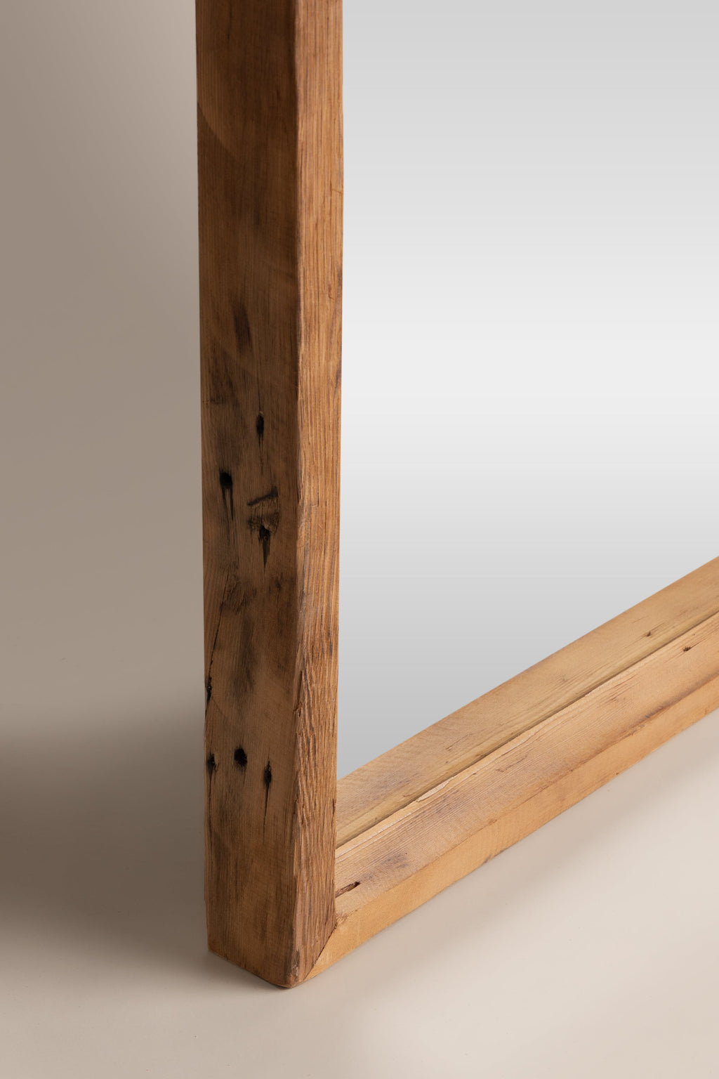 Deep Frame Mirror